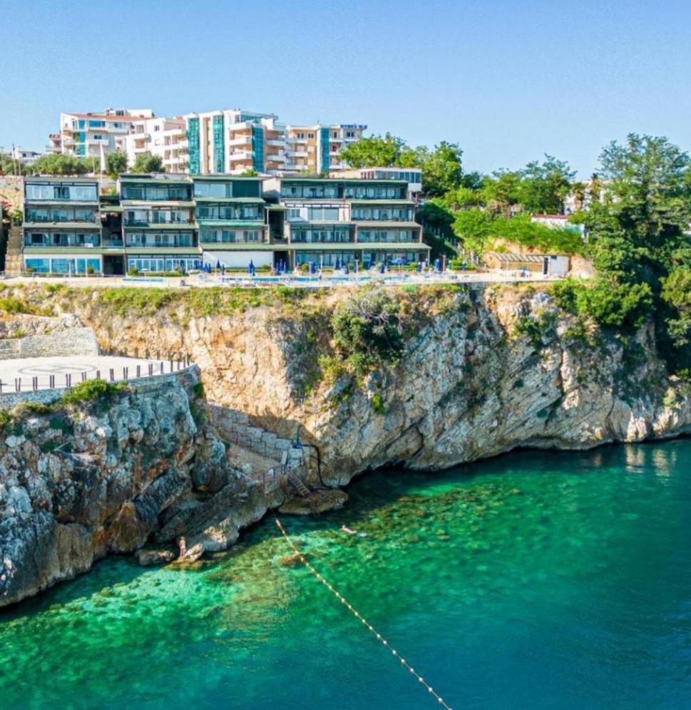 Artemis House Vlore