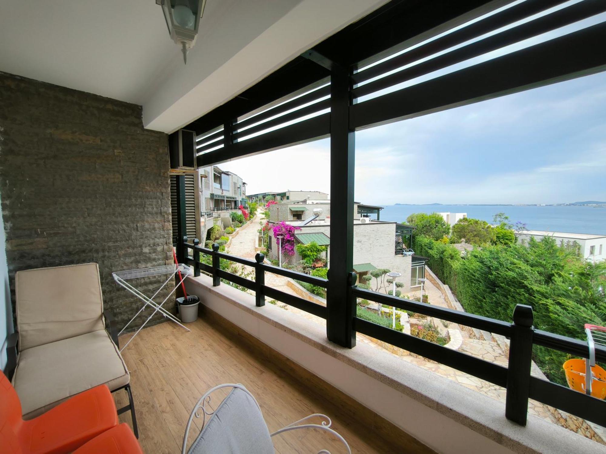 Apartment Artemis House